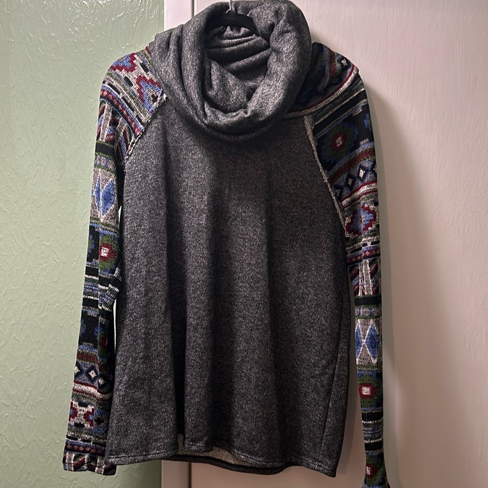 Long sleeve sweater